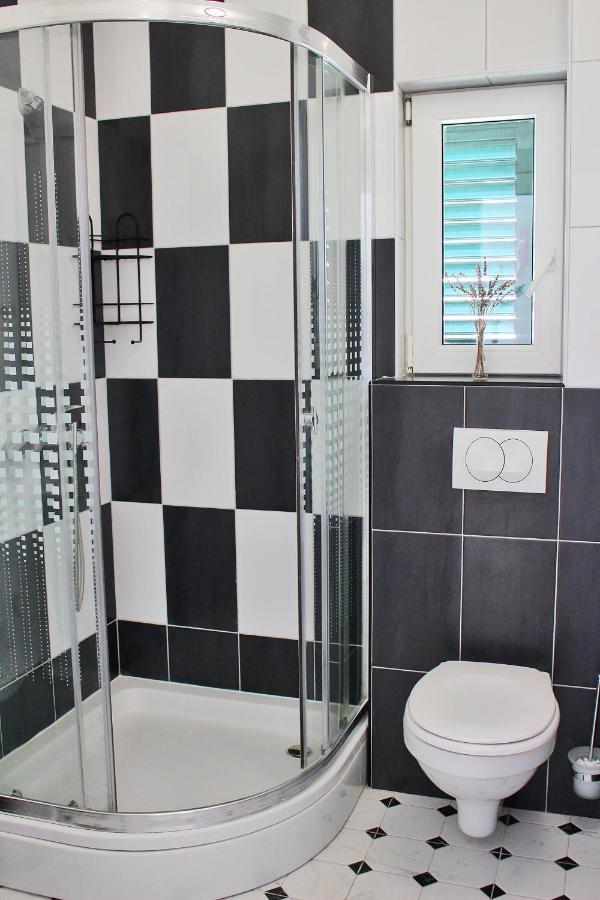 Apartmani Bodo Дрвеник Екстериор снимка