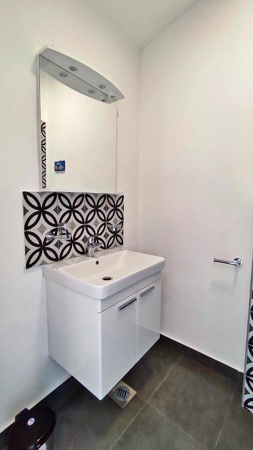 Apartmani Bodo Дрвеник Екстериор снимка