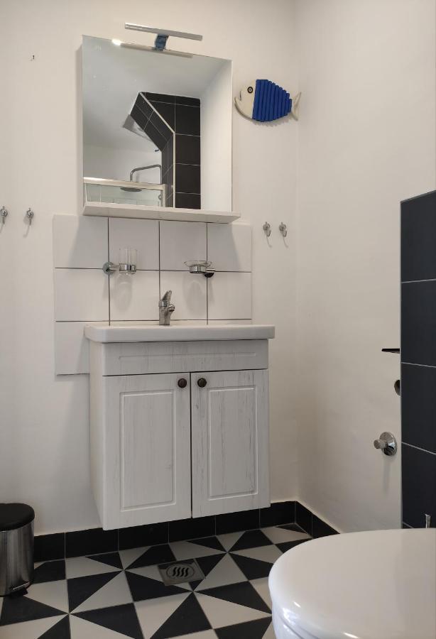 Apartmani Bodo Дрвеник Екстериор снимка